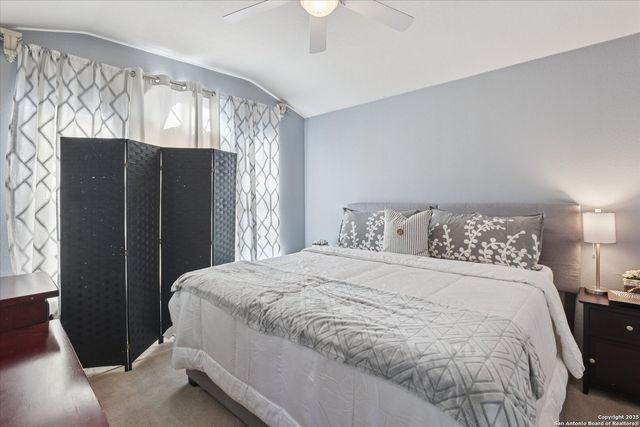 15866 Redwoods Mnr, San Antonio, TX 78247