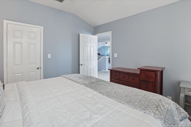 15866 Redwoods Mnr, San Antonio, TX 78247