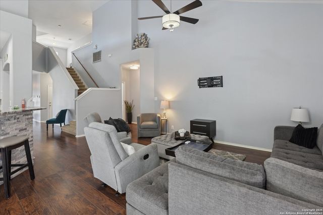 15866 Redwoods Mnr, San Antonio, TX 78247