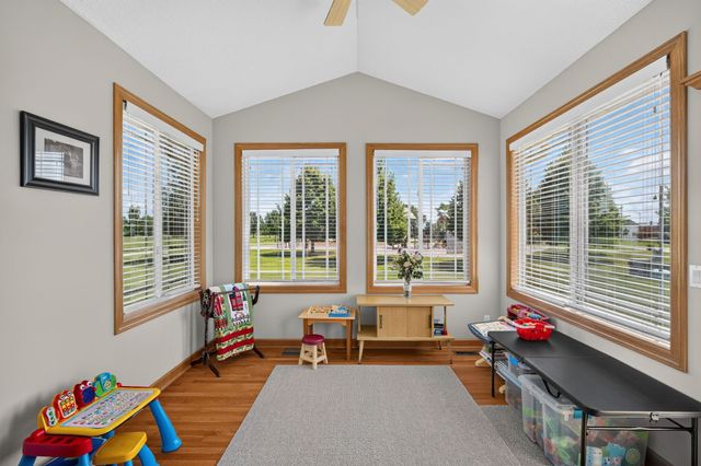 2215 SW WOODLAND Drive, Ankeny, IA 50023