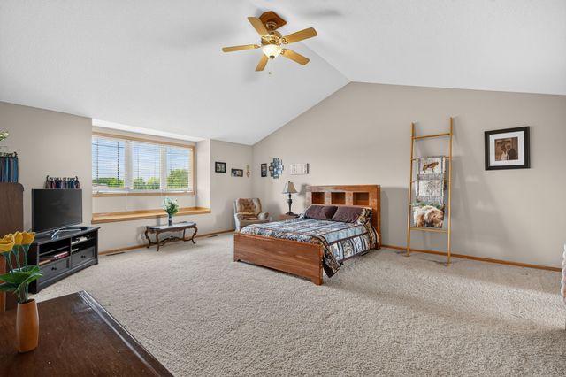 2215 SW WOODLAND Drive, Ankeny, IA 50023