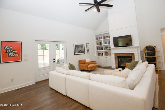 8 Raintree Court, Pinehurst, NC 28374