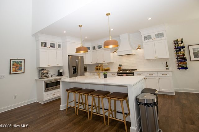 8 Raintree Court, Pinehurst, NC 28374