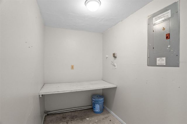 12668 CASTLE HILL DRIVE, Tampa, FL 33624