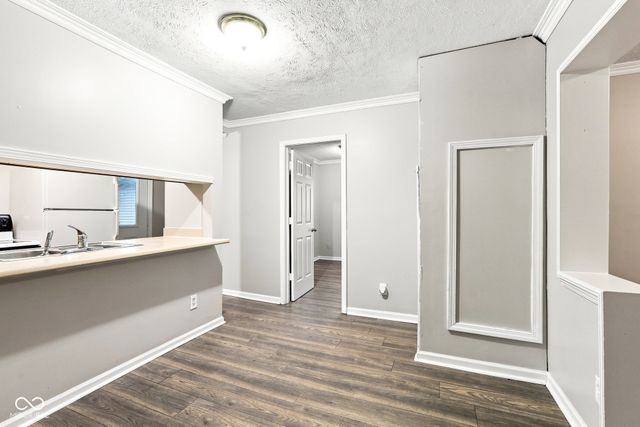 848 S Belleview Place, Indianapolis, IN 46221