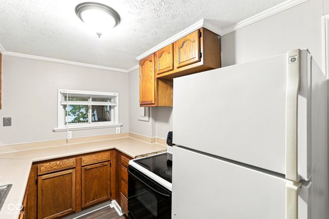 848 S Belleview Place, Indianapolis, IN 46221