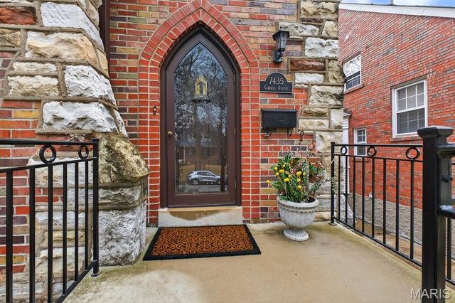 7435 Cornell Avenue, St Louis, MO 63130