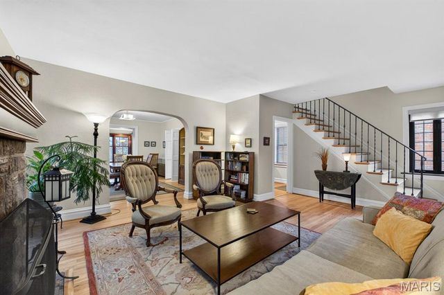 7435 Cornell Avenue, St Louis, MO 63130