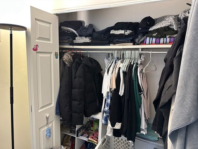 5 Royce Rd 21, Boston, MA 02134