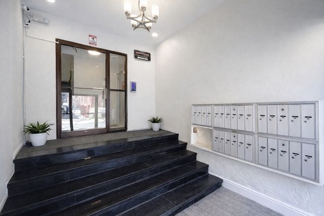 5 Royce Rd 21, Boston, MA 02134