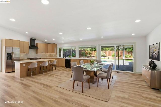 2438 Merritt Pl, Livermore, CA 94550