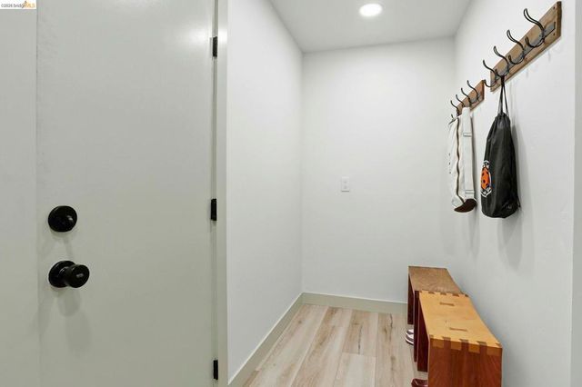 2438 Merritt Pl, Livermore, CA 94550