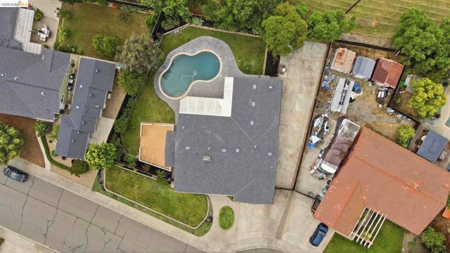 2438 Merritt Pl, Livermore, CA 94550