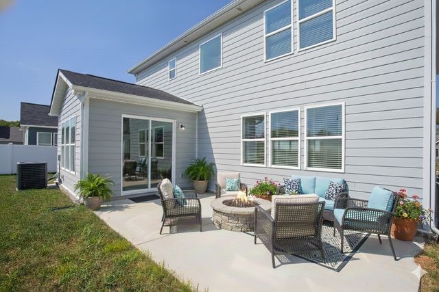 1543 Oak Springs Drive, Columbia, TN 38401