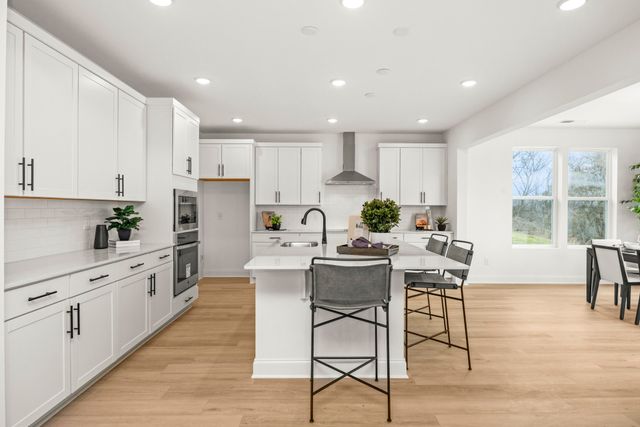1543 Oak Springs Drive, Columbia, TN 38401