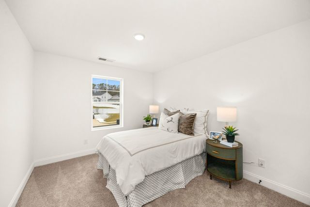 1543 Oak Springs Drive, Columbia, TN 38401