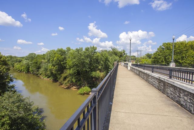 1543 Oak Springs Drive, Columbia, TN 38401