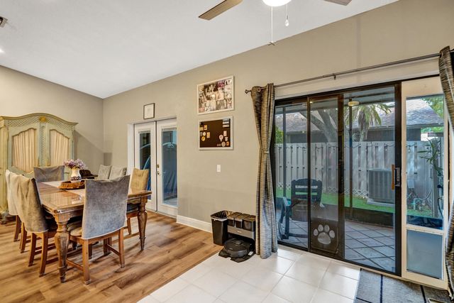 7540 NW 79th Avenue T5, Tamarac, FL 33321