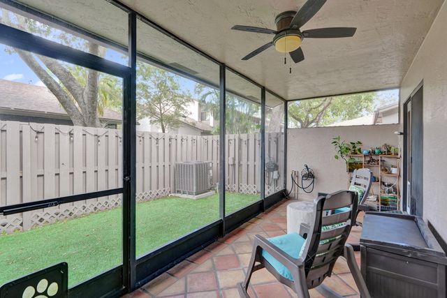 7540 NW 79th Avenue T5, Tamarac, FL 33321