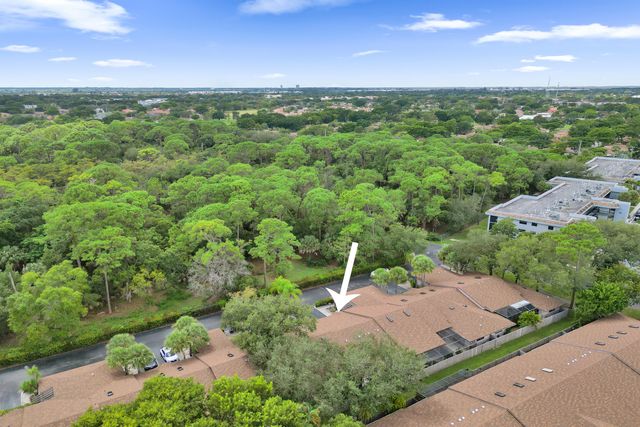 7540 NW 79th Avenue T5, Tamarac, FL 33321