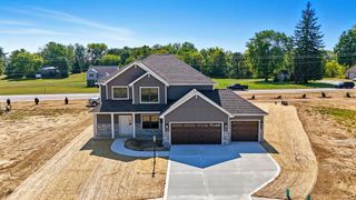 1577 Bracht Court, Huntertown, IN 46748