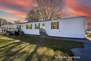 796 Strawberry Lane, Muskegon, MI 49442