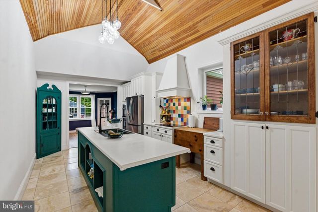 14 UTAH AVE, Cherry Hill, NJ 08002
