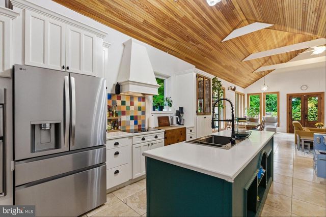 14 UTAH AVE, Cherry Hill, NJ 08002