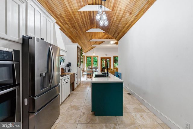 14 UTAH AVE, Cherry Hill, NJ 08002