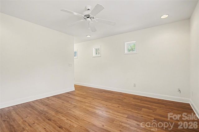 437 Hillcrest Drive, Harrisburg, NC 28075