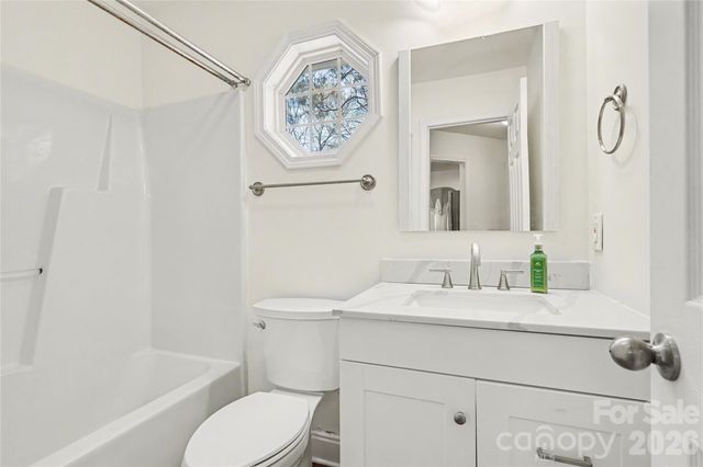 437 Hillcrest Drive, Harrisburg, NC 28075