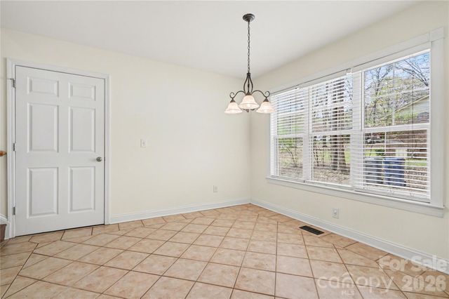 437 Hillcrest Drive, Harrisburg, NC 28075