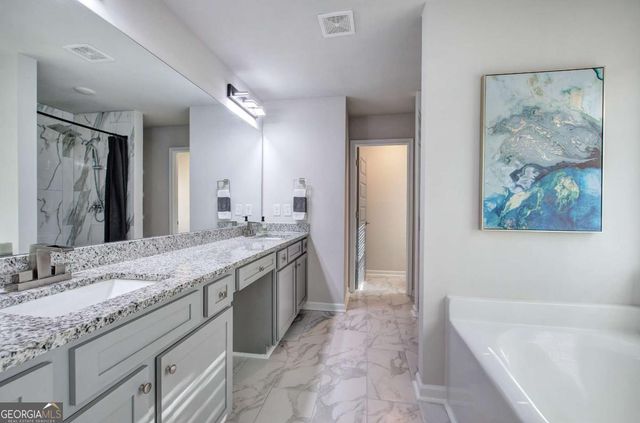 502 Mcginnis Circle, Calhoun, GA 30701