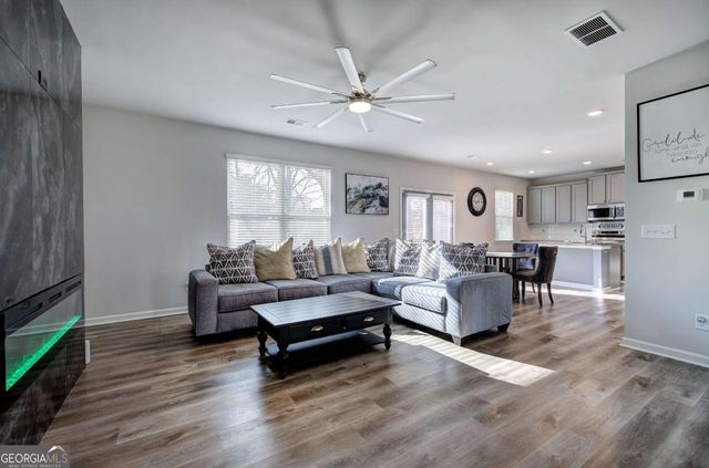 502 Mcginnis Circle, Calhoun, GA 30701