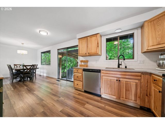 3435 6TH Ave, Salem, OR 97302