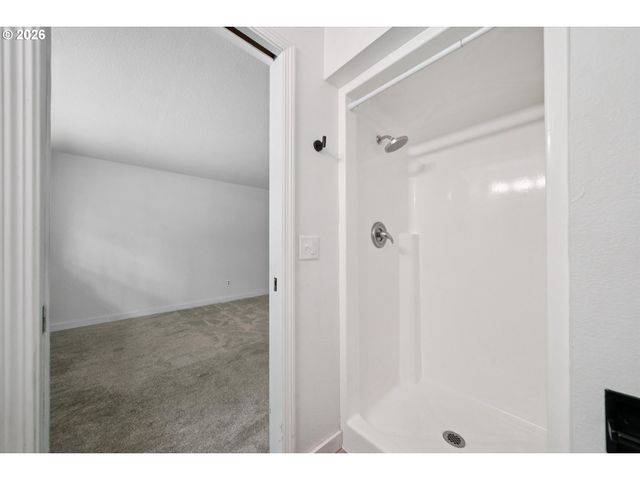 3435 6TH Ave, Salem, OR 97302