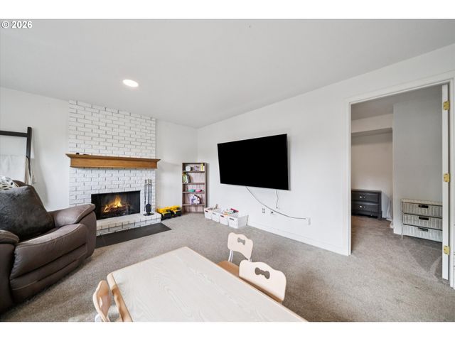 3435 6TH Ave, Salem, OR 97302