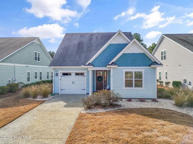 3227 Bay Winds Drive, Southport, NC 28461