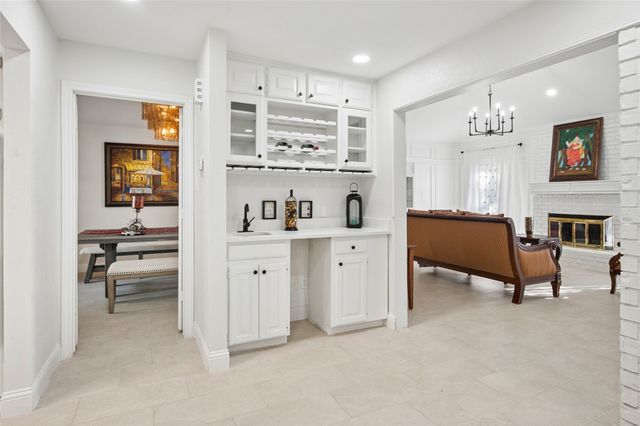 3512 Cliffwood Drive, Colleyville, TX 76034