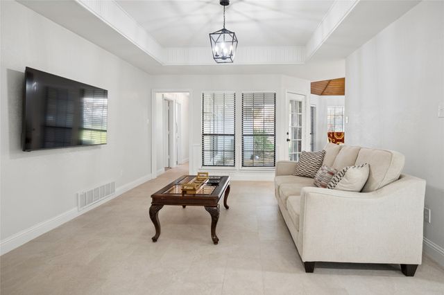 3512 Cliffwood Drive, Colleyville, TX 76034