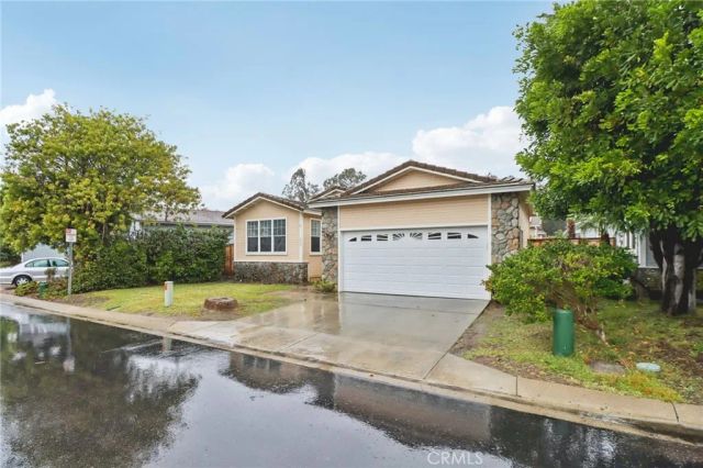 1043 Kite, Vista, CA 92081