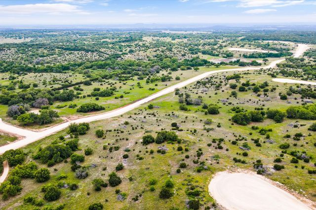 1102 Bluffview Ct, Glen Rose, TX 76043