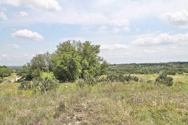 1102 Bluffview Ct, Glen Rose, TX 76043