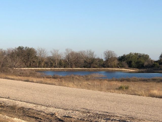 1102 Bluffview Ct, Glen Rose, TX 76043