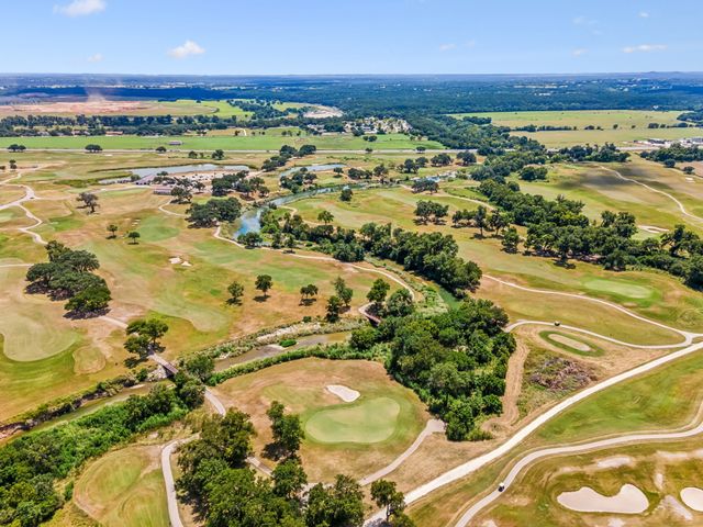 1102 Bluffview Ct, Glen Rose, TX 76043