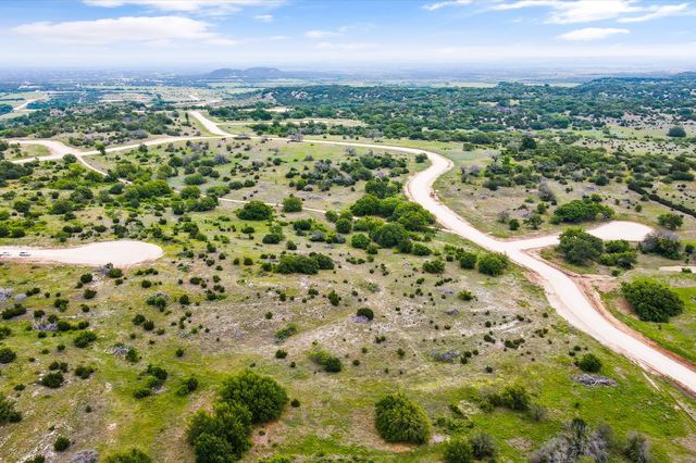 1102 Bluffview Ct, Glen Rose, TX 76043