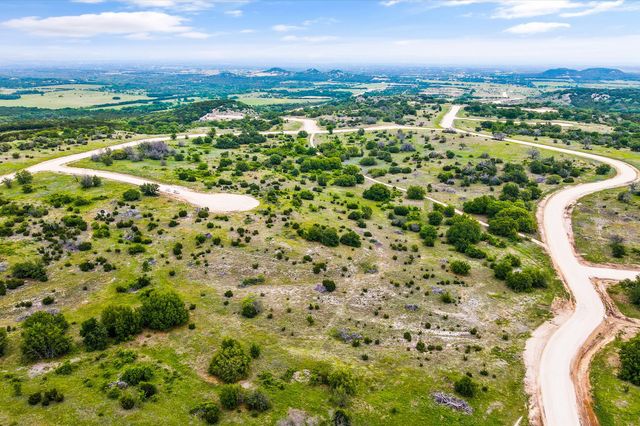 1102 Bluffview Ct, Glen Rose, TX 76043