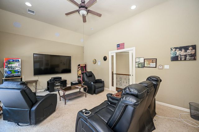 57 Cloverdale Court, Montgomery, TX 77356