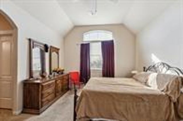 57 Cloverdale Court, Montgomery, TX 77356