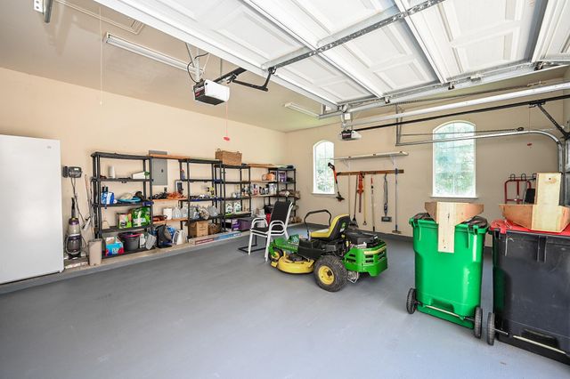 57 Cloverdale Court, Montgomery, TX 77356